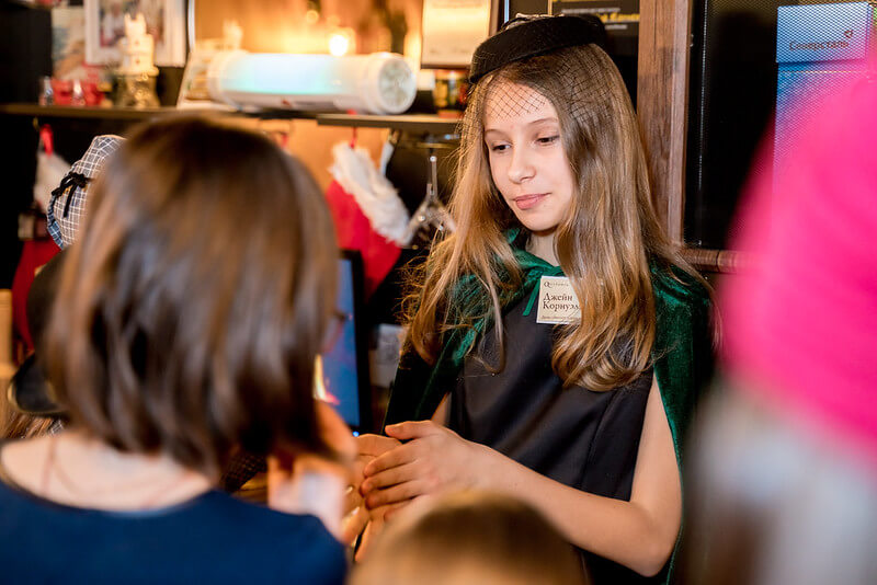 Как необычно отметить 8 марта в школе вместе с Квесторией в Vladivostok