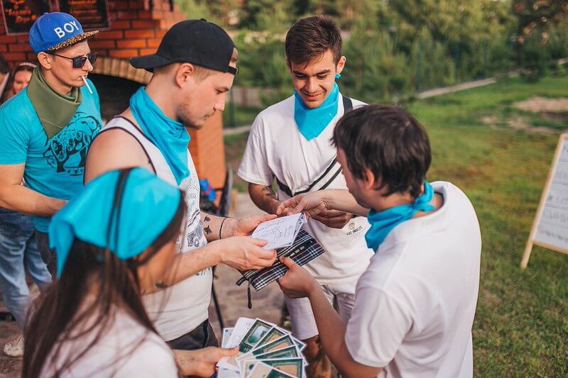 Как отметить майские праздники на природе в Владивостоке — идеи отдыха, квесты и сценарии